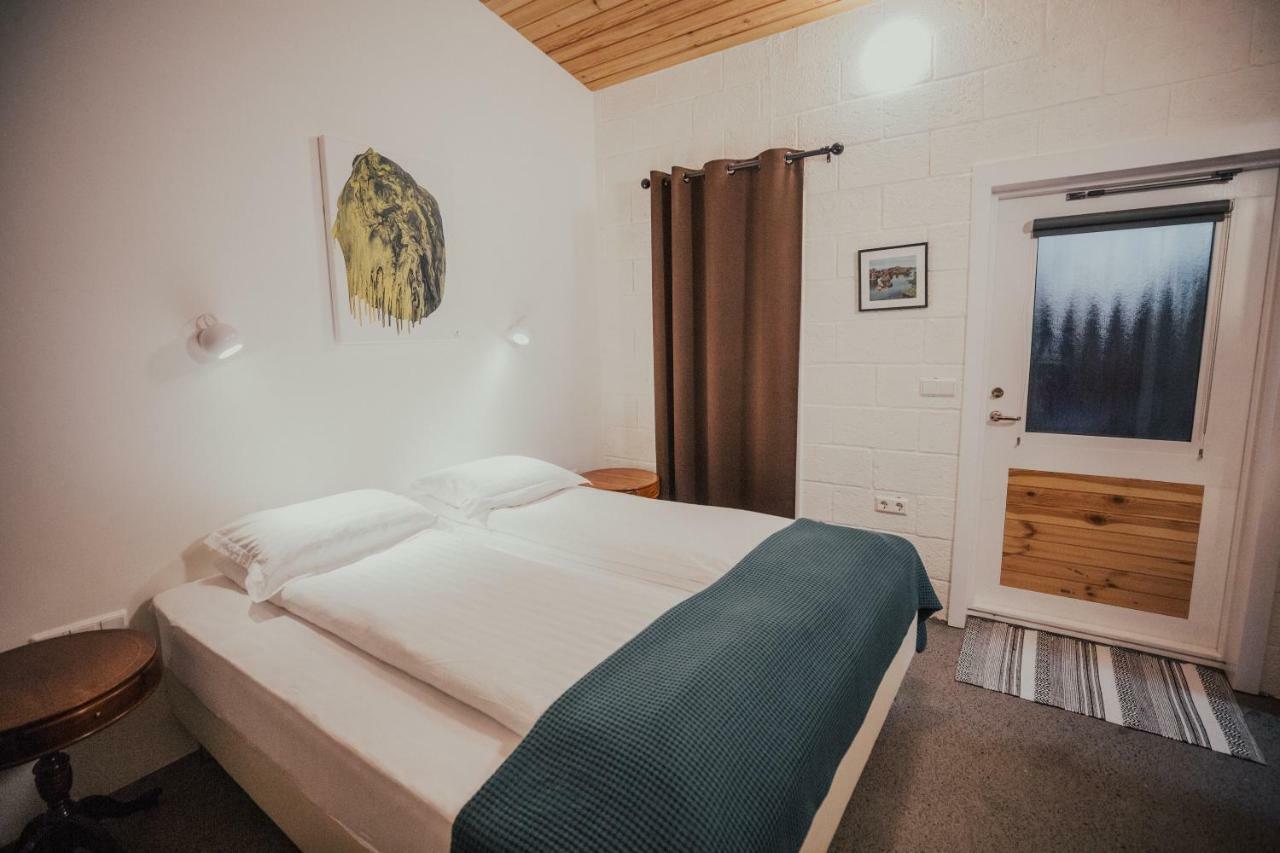 Birkilauf Hotel Миватн Екстериор снимка