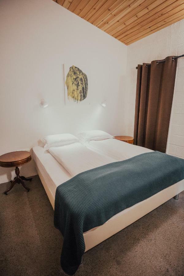 Birkilauf Hotel Миватн Екстериор снимка